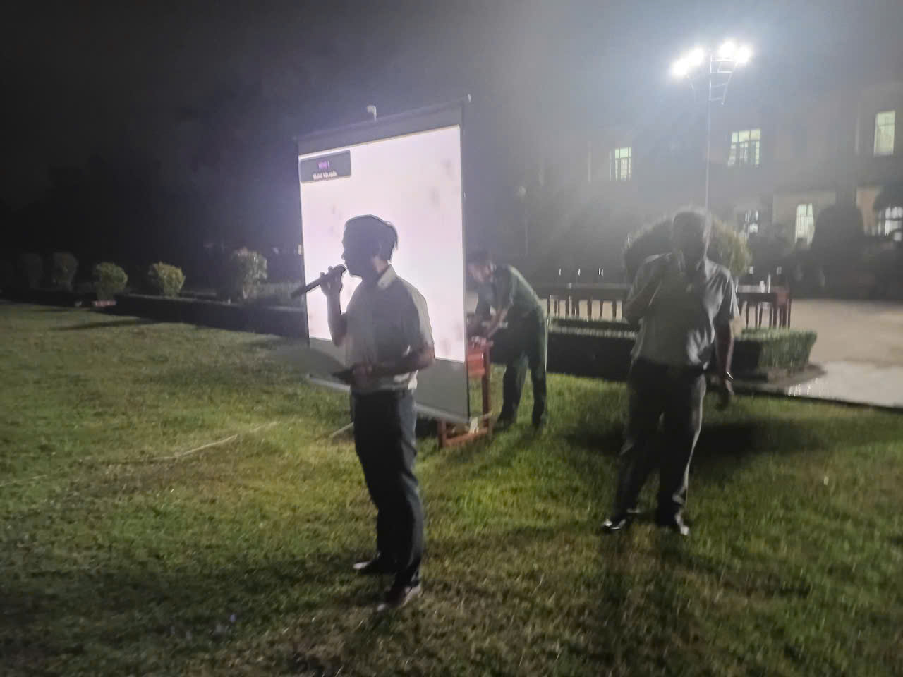 Hướng nghiệp cho bộ đội xuất ngũ tại Trung Đoàn 31 và Lữ Đoàn Tăng Hướng nghiệp cho bộ đội xuất ngũ tại Trung Đoàn 31 và Lữ Đoàn Tăng