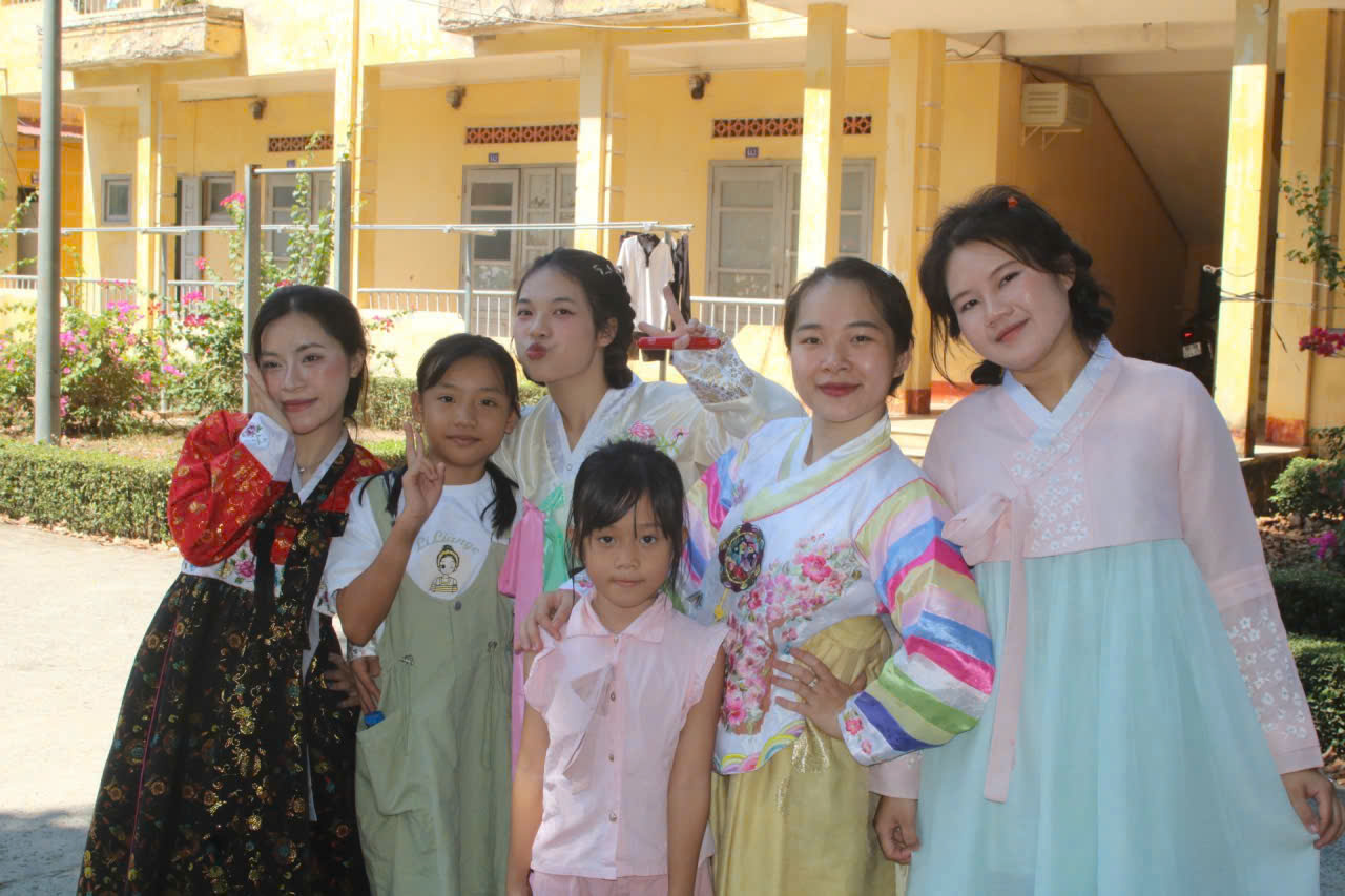 Hướng Nghiệp cho học sinh các trường PTTH trên địa bàn Trảng Bom